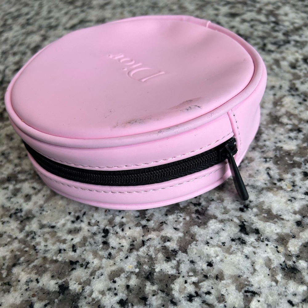Dior Round Vanity in pink - Picture 4 of 6
